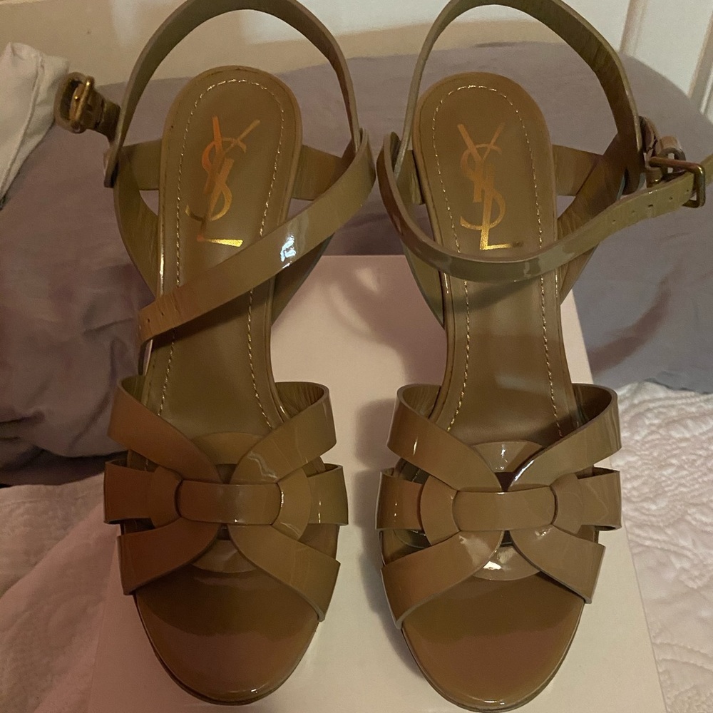 Ysl dark nude /camel tribute heels